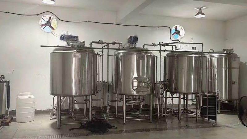 翠峦沧州075精酿啤酒厂